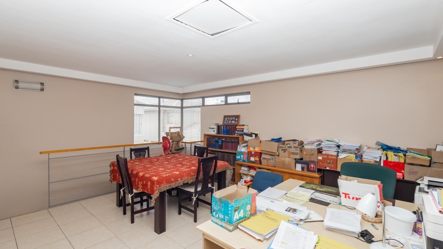 4 Bedroom Property for Sale in Sunset Beach Western Cape